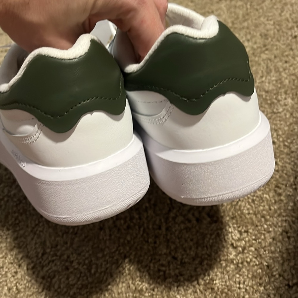 New Balance CT302 Sneaker, NWT - Picture 4 of 5